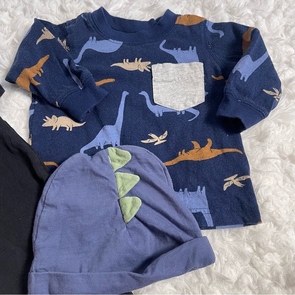 Carter’s baby boy set | 3M onesie, shirt 0-9 M beanie - Picture 2 of 7